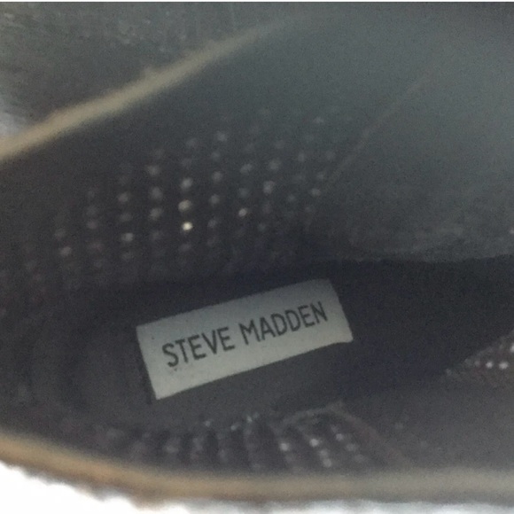 Steve Madden black leather zipper ankle boots SZ 6 P Elle 1” heel - Picture 6 of 6